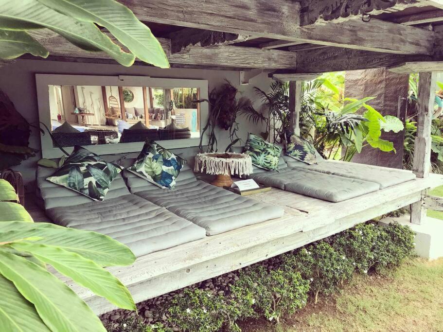 Desa Naga Villa Canggu  Exterior photo